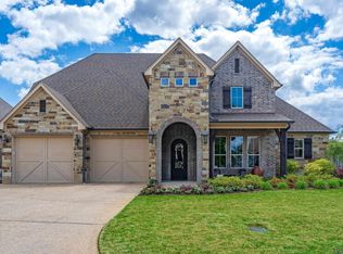 3800 Summerset Ct, Longview, TX 75605