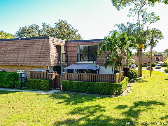 2nd image of 2926 SW Sunset Trace Cir