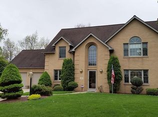 131 Stevens Ridge Dr, Clairton, PA 15025