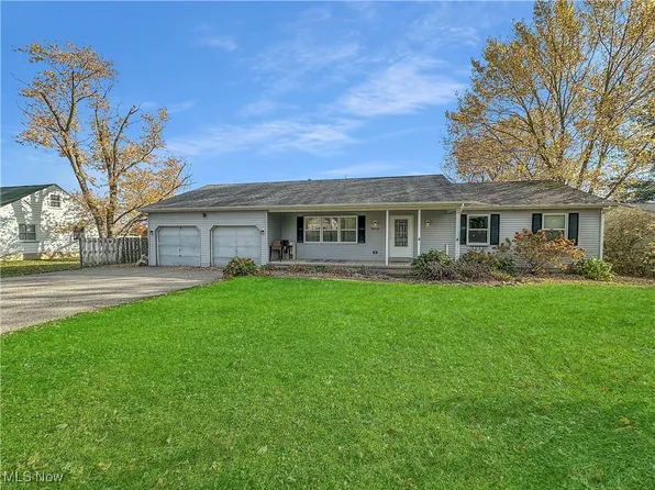 25525 Garden Rd, Bedford, OH 44146