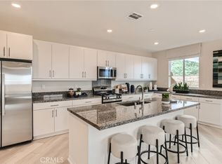 27330 Cades Cove St, Menifee, CA 92585