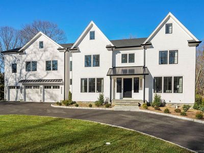 250 Tokeneke Road, Darien, CT, 06820