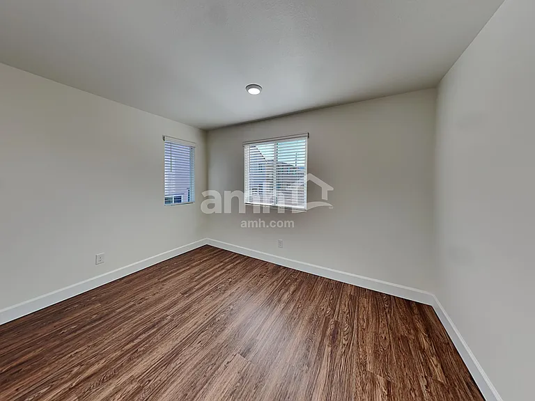 285 Cape Seville Pl — Photo 19