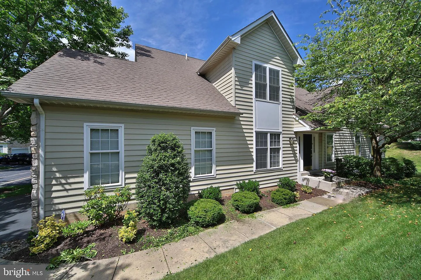 126 Birkdale Dr photo 1