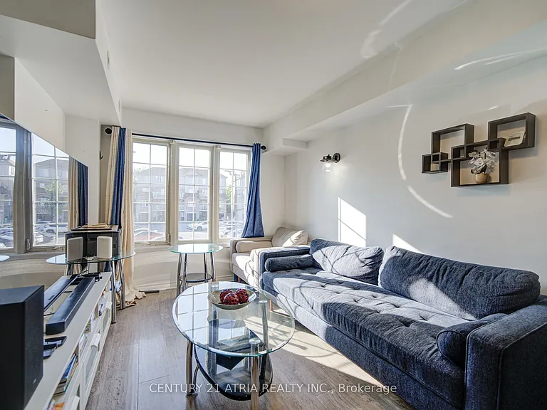 200 McLevin Ave #127 — Photo 8