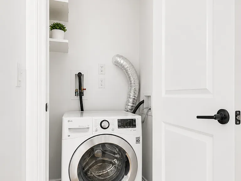511A Monroe St #3 — Photo 7