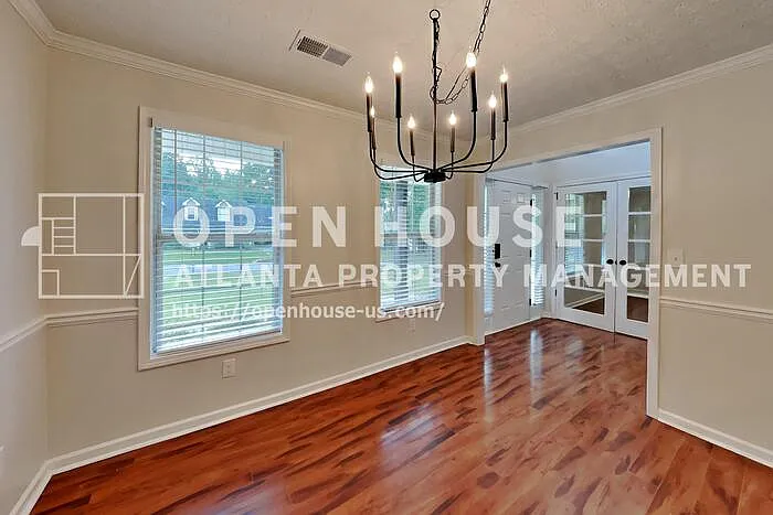 7318 Coral Lake Dr — Photo 10