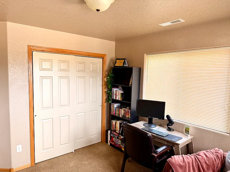 1243 Fairbanks Dr — Photo 17