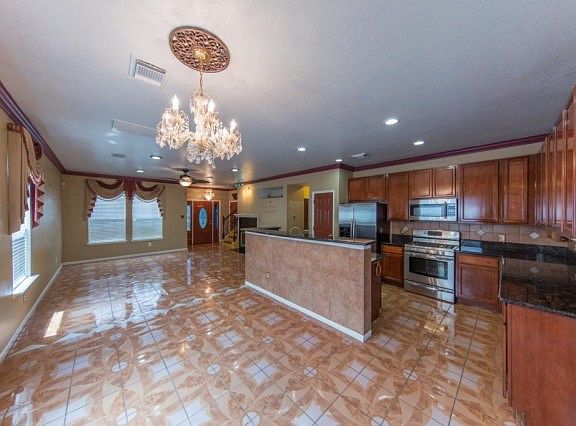 4th image of 3818 Tammony Park Ln