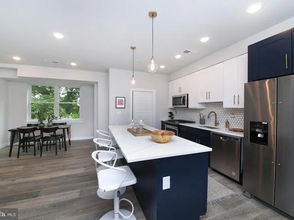 18 W Phil Ellena St #B2, Philadelphia, PA 19119