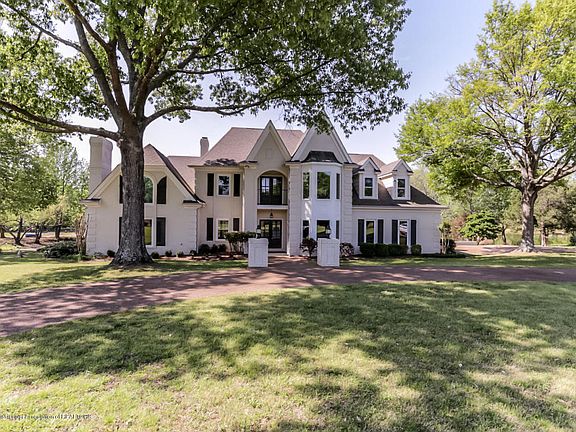 2nd image of 5675 Cedar Lake Dr N