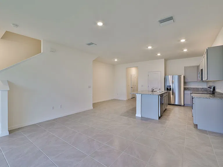 233 Mangrove Shade Cir — Photo 14