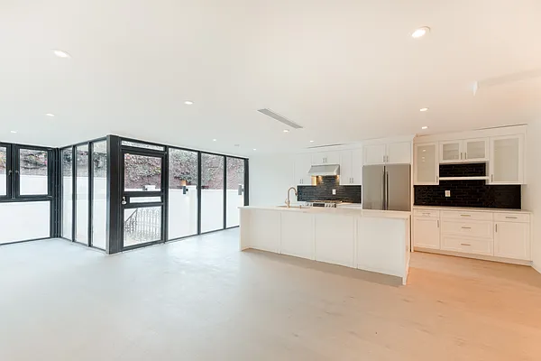 Rented by Corcoran | media 10