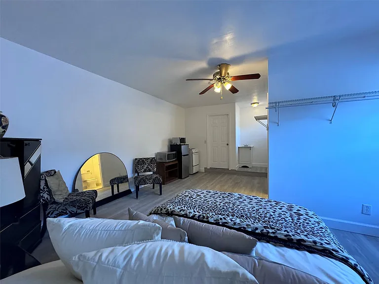 4210 NW 43rd St — Photo 10