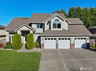 16218 SE 261st Pl, Kent, WA 98042