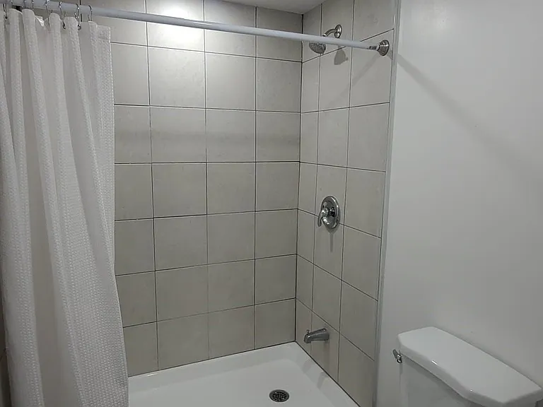 24 Chilton Dr — Photo 9
