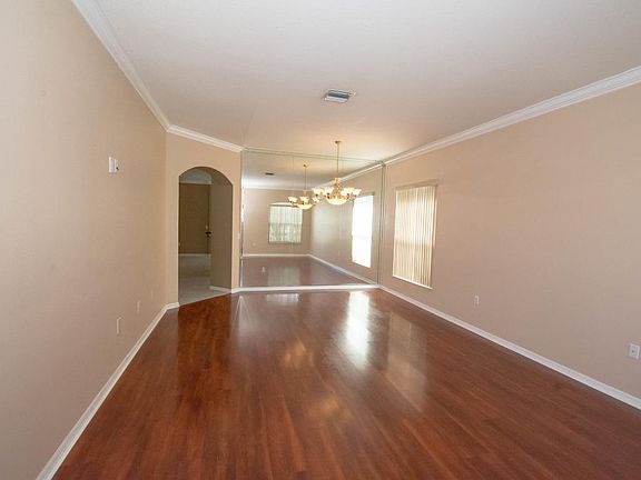5th image of 2767 Mariah Dr