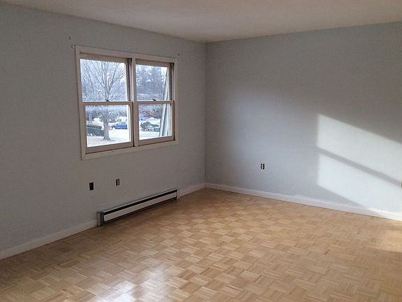 Sunny BedRoom