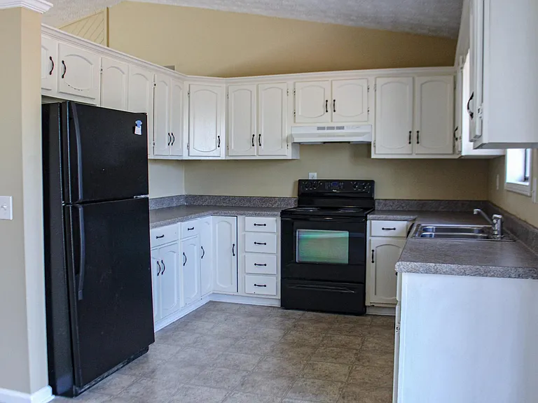 2968 Tara Woods Dr — Photo 12