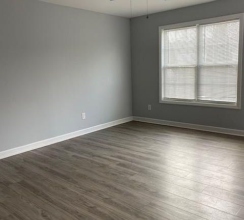 3rd image of 1533 Pine Brook Ct #B4