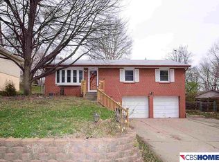 2104 Randall Dr, Bellevue, NE 68005