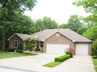 2 Swallow Ln, Bella Vista, AR 72714