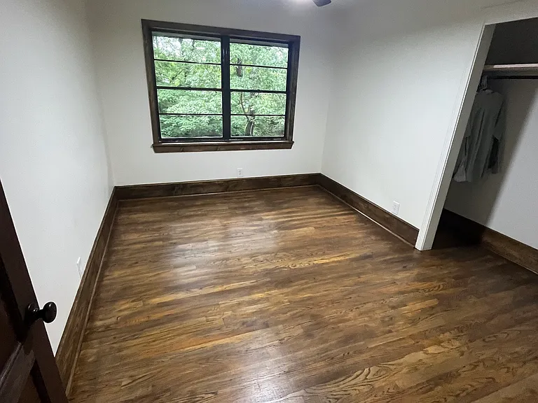 501 Devon Dr — Photo 11