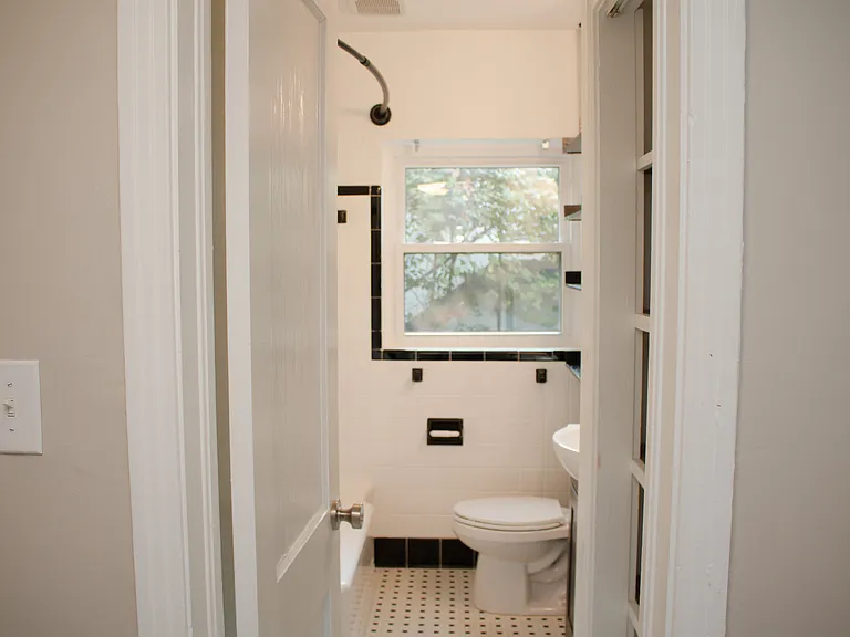 629 E Park Ave #2 — Photo 13