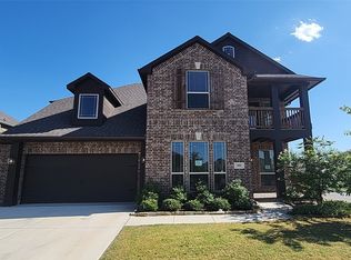 900 Superbloom Ave, Justin, TX 76247