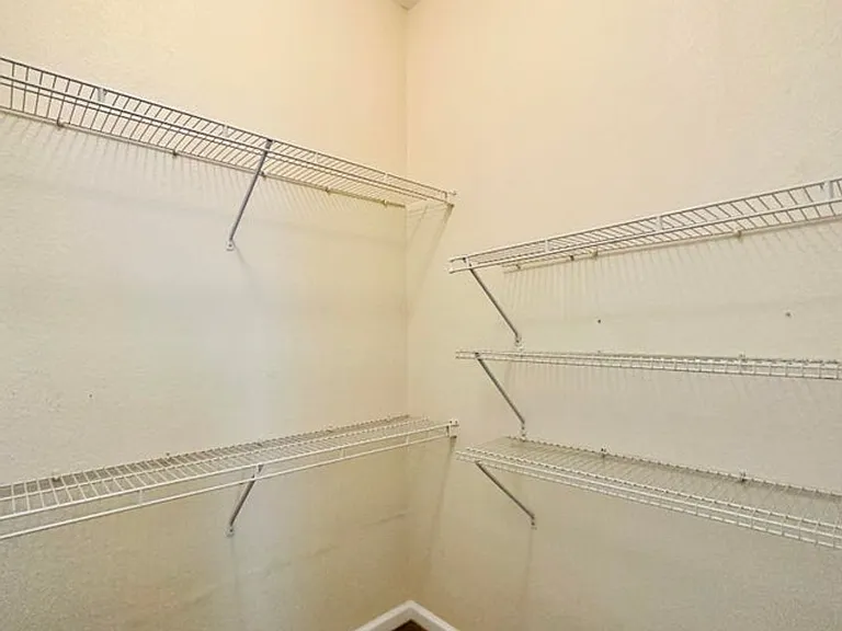 10075 Gate Pkwy N #1904 — Photo 13