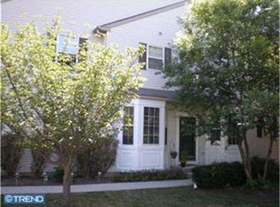 146 Mountain View Dr, West Chester, PA 19380