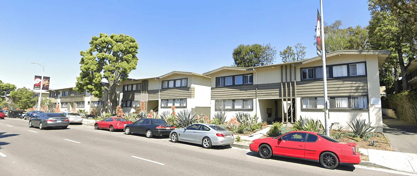 5415 West San Vicente — Photo 1