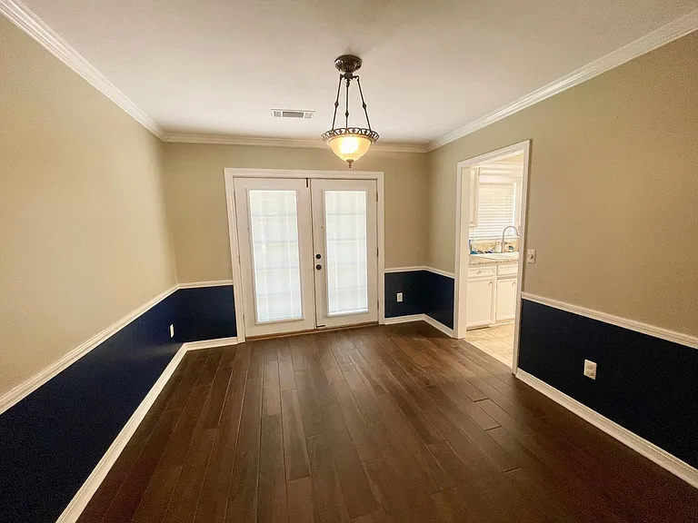 503 Brookstone Dr — Photo 8