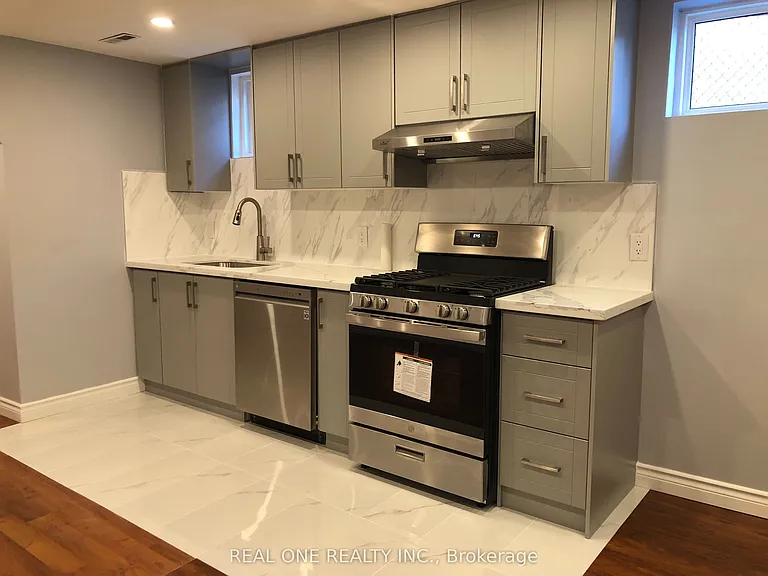 1161 Shadeland Dr #LOWER — Photo 3