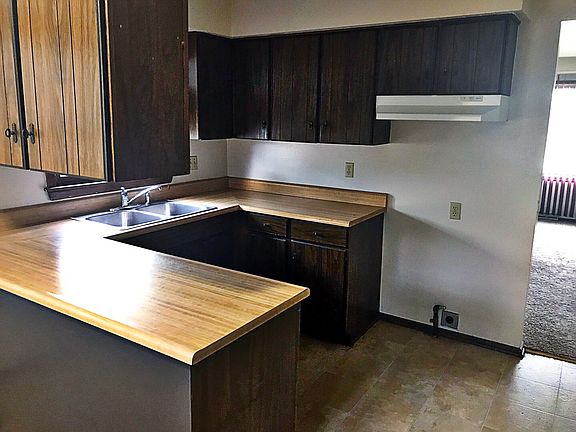 Great Kitchen for cooking and entertaining