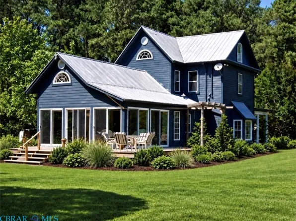102 Smiths Railway Ln, Susan, VA 23163