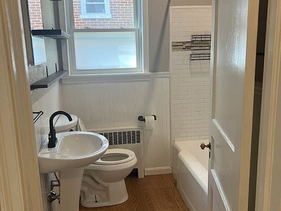 4th image of 2608 Guilford Ave SW