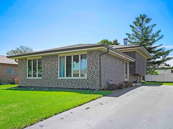 3839 W 120th Pl, Alsip, IL 60803