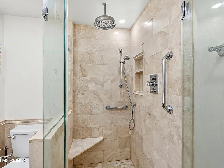 615 Corlies Ave — Photo 33