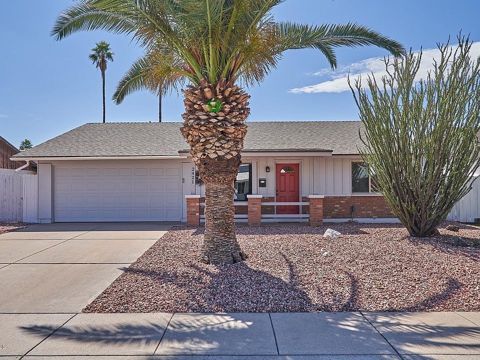 1st image of 2421 E La Jolla Dr