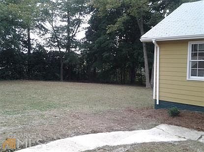 3rd image of 325 West Ave