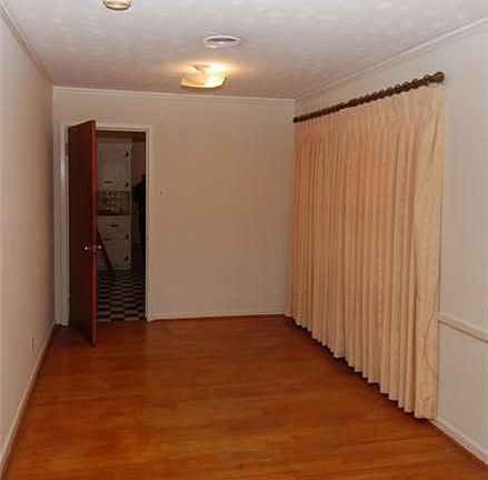 3rd image of 6003 Hornwood Dr
