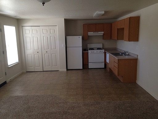 2nd image of 1454 Hussman Ave APT 1B