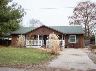 429 N Jackson St, Andrews, IN 46702