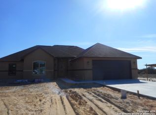 504 Trophy Ln, Poteet, TX 78065