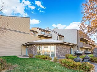 2233 St Henry Avenue #204, Saskatoon, SK S7M 5K6
