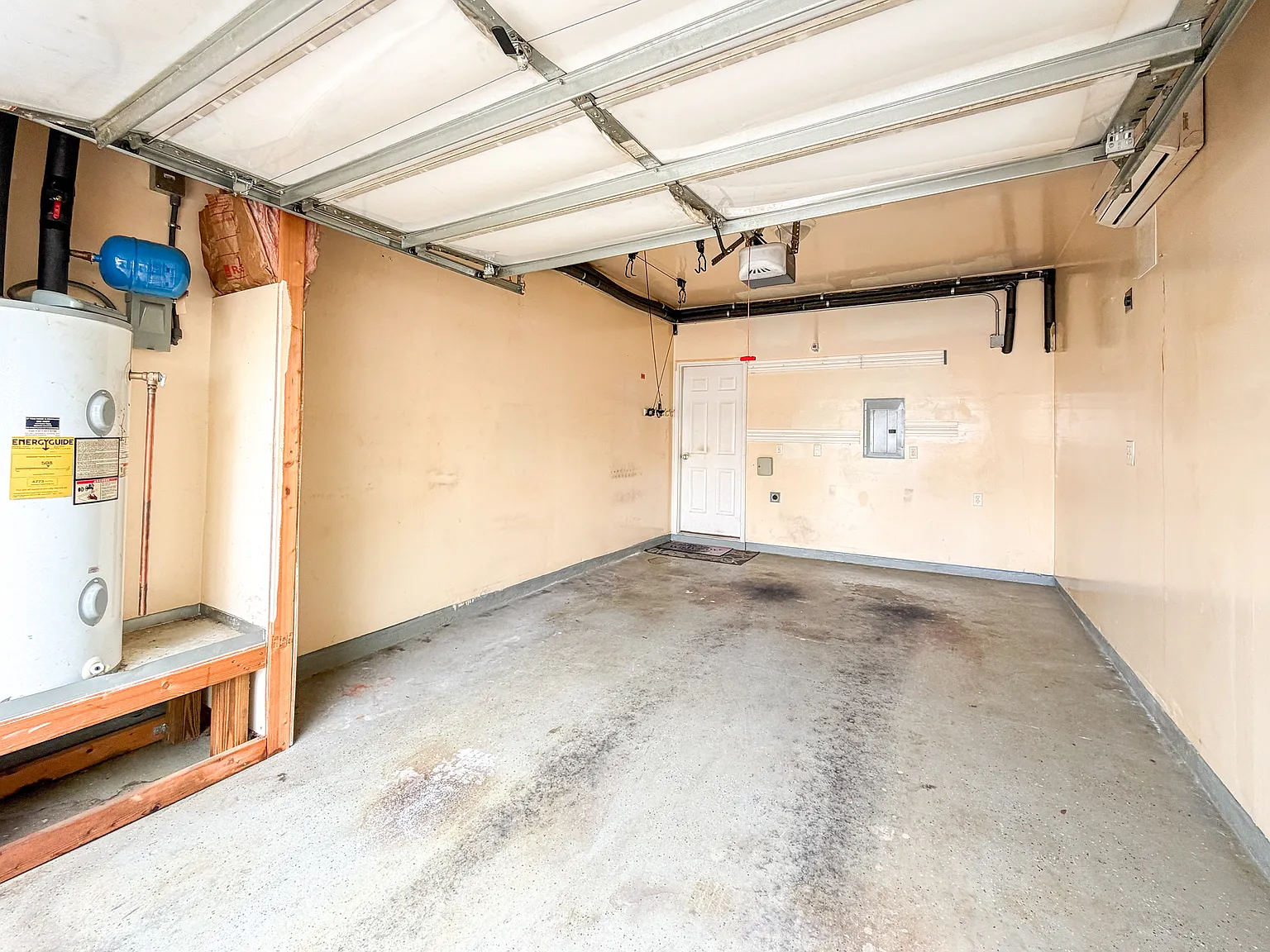 521 Woodson Dr — Photo 4
