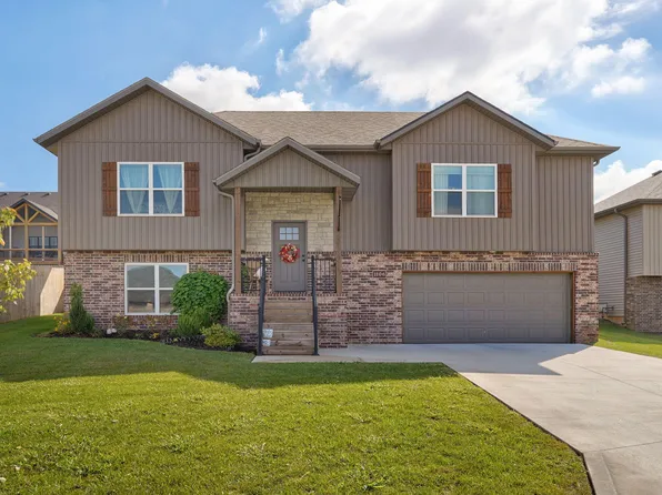 1106 S Swift Avenue, Ozark, MO 65721