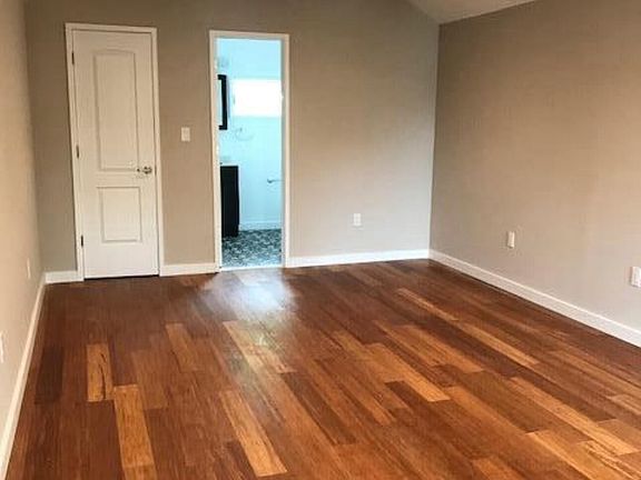 5th image of 346 Beach Ave #2