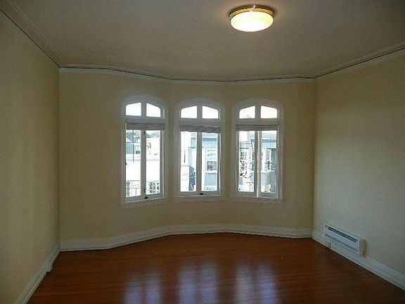 4th image of 1555 Greenwich St APT 9